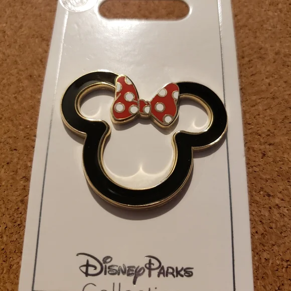 Disney Minnie Mouse Silhouette Pin - Picture 3 of 3